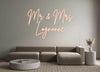 Custom Neon: Mr & Mrs 
Lo...